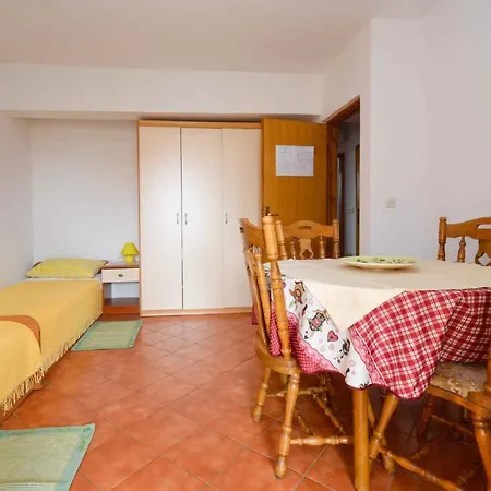 Apartman In - Istrien 9044